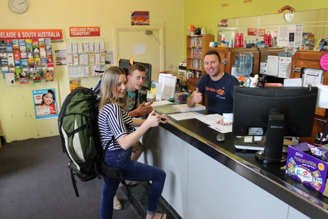 Backpack Oz - ACT Tourism 2