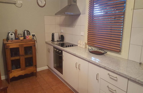 Ruby\'s Cottage - ACT Tourism 4
