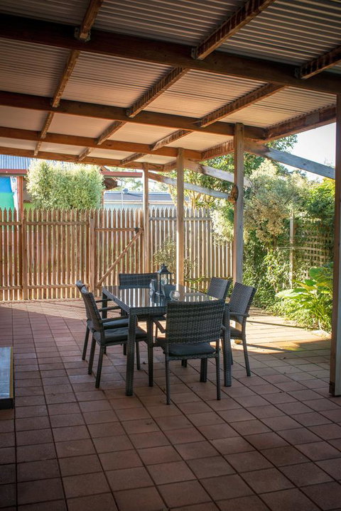 Ruby\'s Cottage - ACT Tourism 17