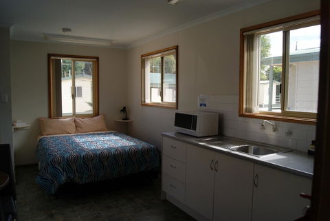 Ardrossan Caravan Park - ACT Tourism 14