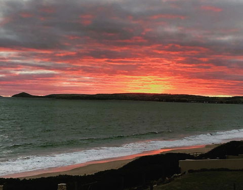 Southern Sands\' Beachfront Apartment - ACT Tourism 20
