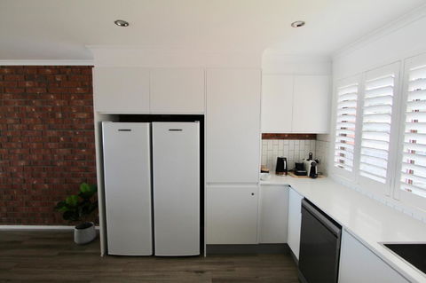 Southern Sands\' Beachfront Apartment - ACT Tourism 9