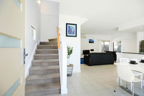 Blue Zone - Aldinga Beach - ACT Tourism 8
