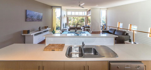 South Shores Villa 52 - ACT Tourism 12