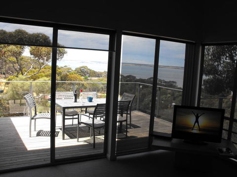 Saar River House - ACT Tourism 24