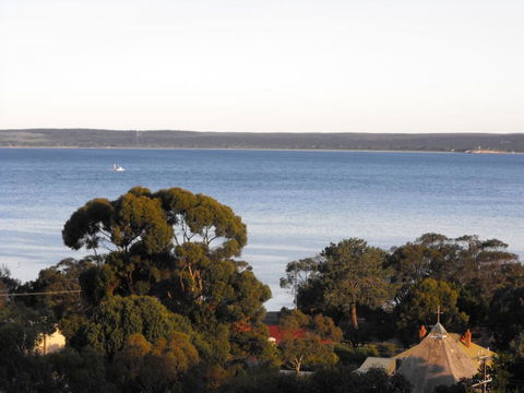 Saar River House - ACT Tourism 19