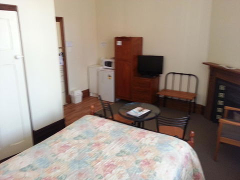Sonbern Lodge Motel - ACT Tourism 2