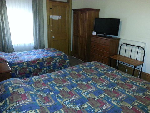 Sonbern Lodge Motel - ACT Tourism 26