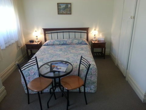 Sonbern Lodge Motel - ACT Tourism 35