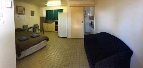 A1Cabins - ACT Tourism 3