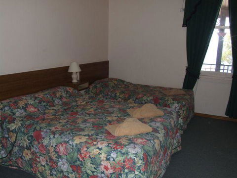 Streaky Bay Hotel Motel - ACT Tourism 7