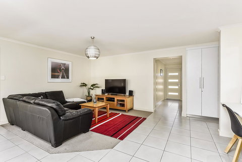 City Fringe Apartment - ACT Tourism 7
