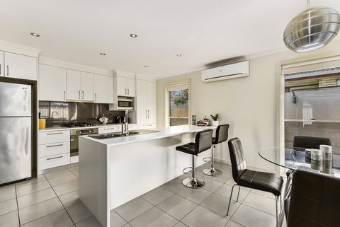 City Fringe Apartment - ACT Tourism 9