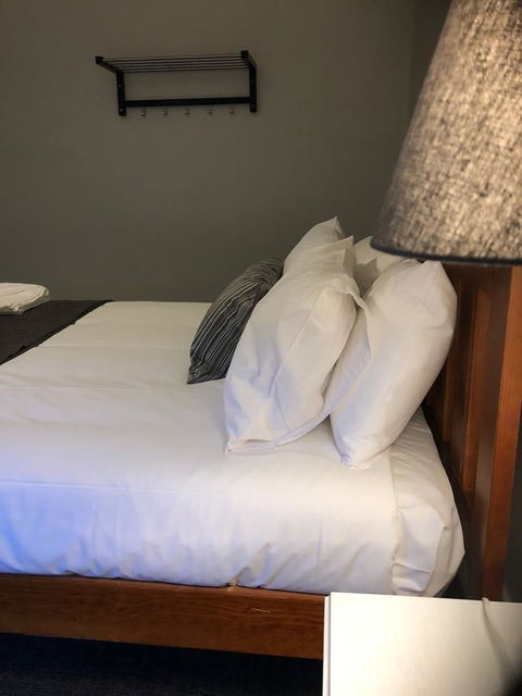 Cornwall Hotel - ACT Tourism 9