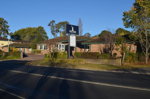 Deer Park Motor Inn Armidale - ACT Tourism 0