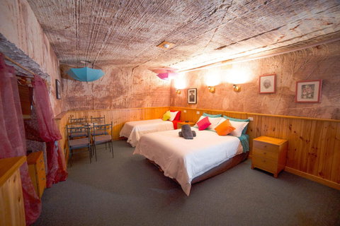 Comfort Inn Coober Pedy Experience - ACT Tourism 0