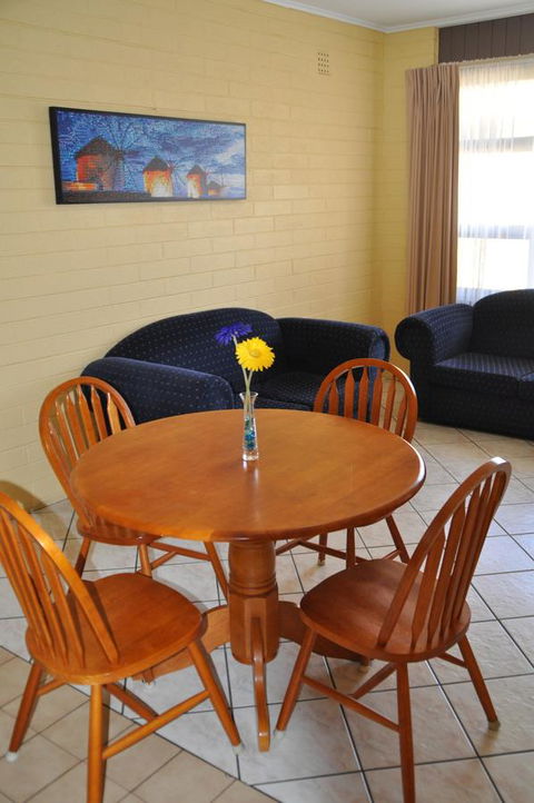 Robe Central Motel - ACT Tourism 27