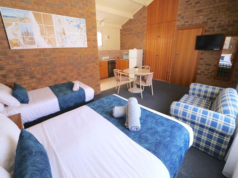 Robe Central Motel - ACT Tourism 17