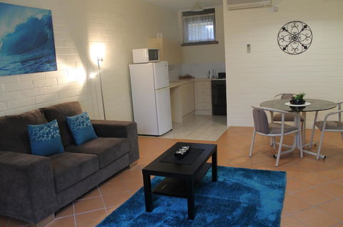 Robe Central Motel - ACT Tourism 26