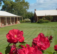 Coonawarra Units - ACT Tourism
