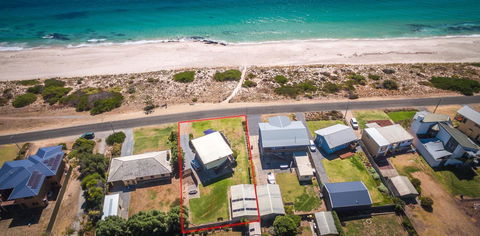 Sandy Feet 31 Gold Coast Drive - ACT Tourism 11