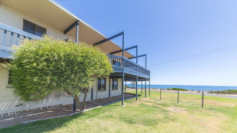 Sandy Feet 31 Gold Coast Drive - ACT Tourism 9