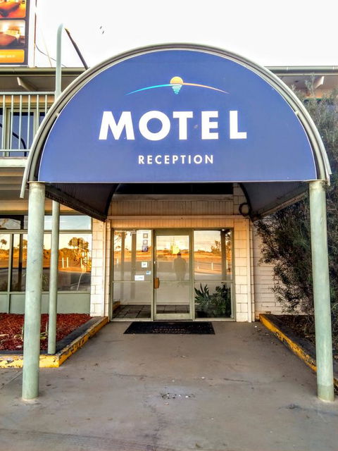 Highway One Motel - ACT Tourism 13
