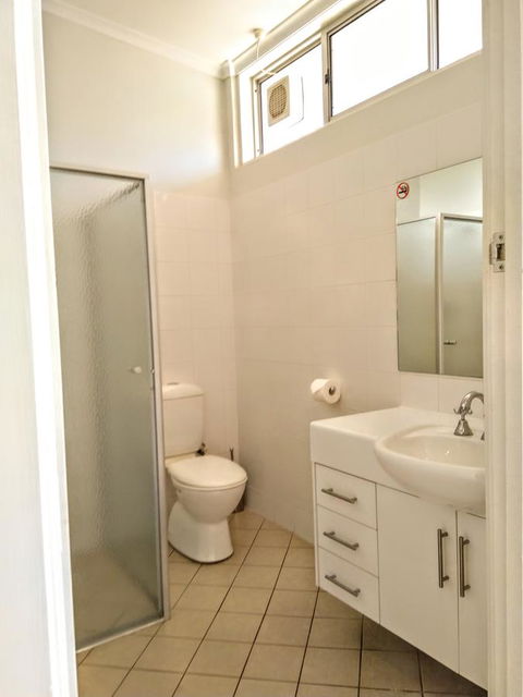 Highway One Motel - ACT Tourism 9