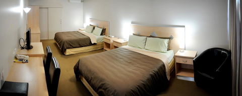 Highway One Motel - ACT Tourism 35