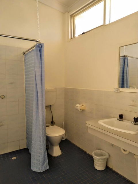 Highway One Motel - ACT Tourism 23