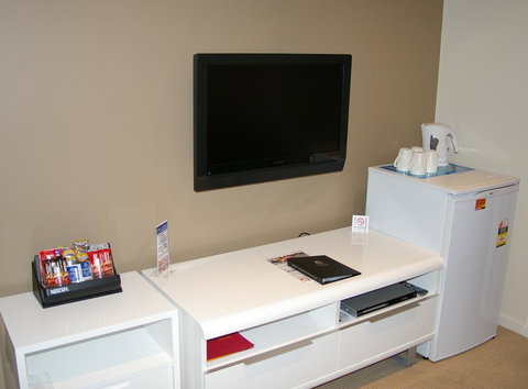 Mawson Lakes Hotel - ACT Tourism 27