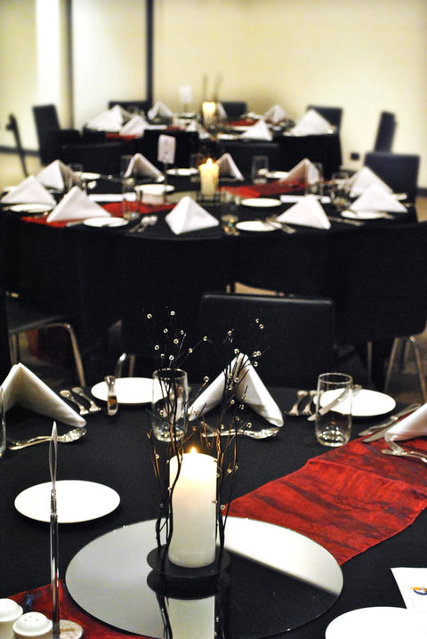 Mawson Lakes Hotel - ACT Tourism 7