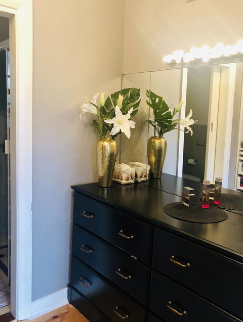 Stunning House With Beautiful Entertainment Area!! - ACT Tourism 3