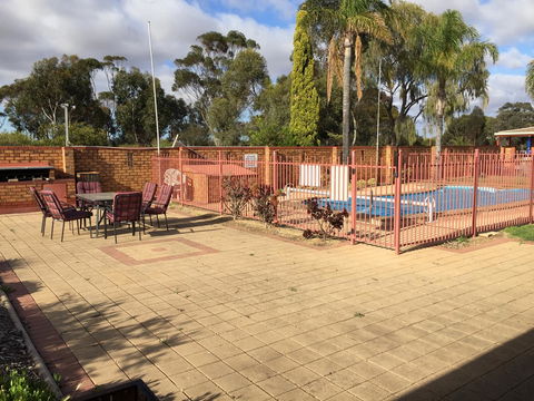 Kadina Gateway Motor Inn - ACT Tourism 3