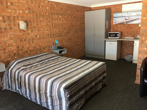 Kadina Gateway Motor Inn - ACT Tourism 24
