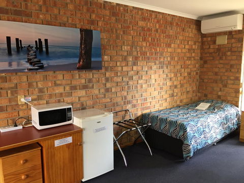 Kadina Gateway Motor Inn - ACT Tourism 8