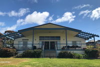 Emu Bay Lodge