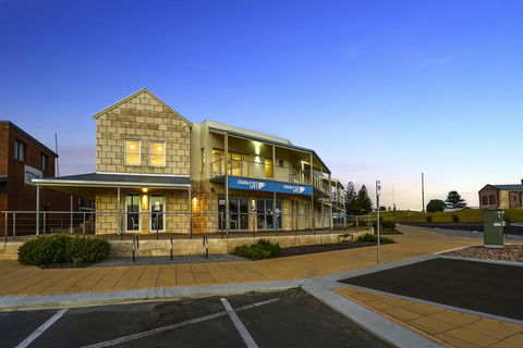 Robe Marina Accommodation - ACT Tourism 19