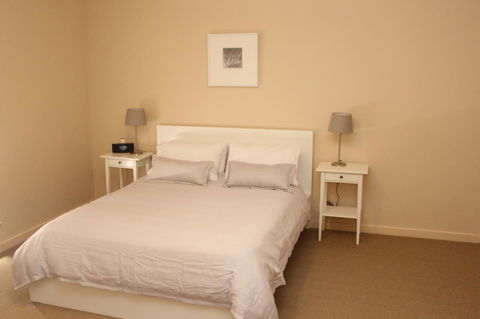 The Lighthouse - Beachfront Accommodation - ACT Tourism 8