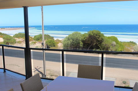 The Lighthouse - Beachfront Accommodation - ACT Tourism 9