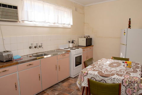 Kimba Units - ACT Tourism 20