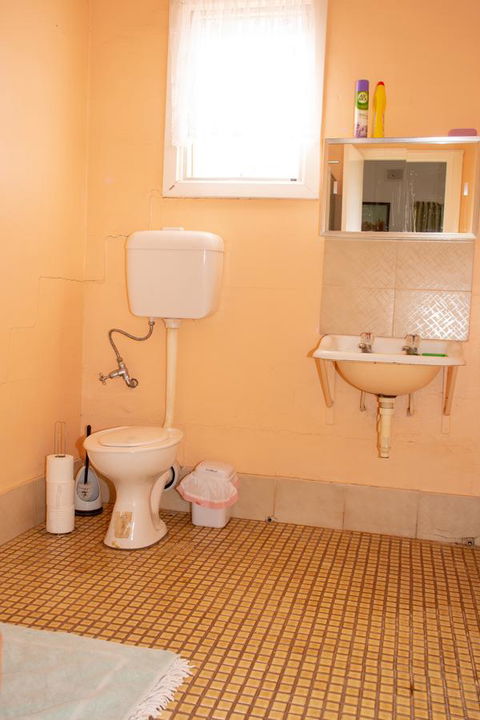 Kimba Units - ACT Tourism 22