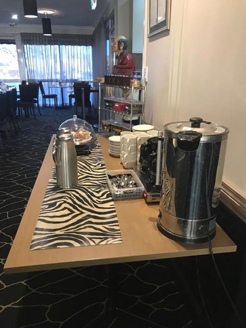 Cattlemans Country Motor Inn & Serviced Apartments - ACT Tourism 3