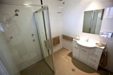 Cattlemans Country Motor Inn & Serviced Apartments - ACT Tourism 27