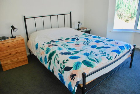 Back Valley Farmstay Bed And Breakfast - ACT Tourism 7