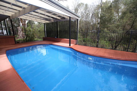 One Tree Bed And Breakfast - ACT Tourism 14