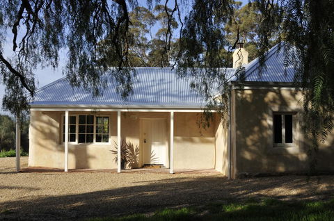 Peppermint Farm Cottage - ACT Tourism 10