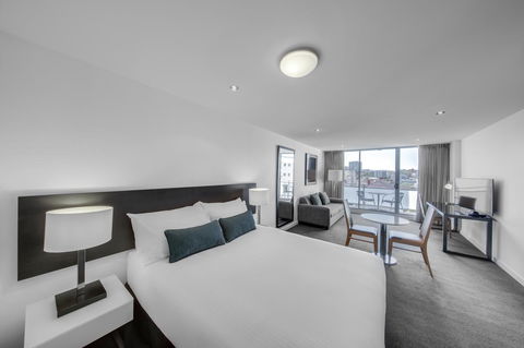 Adina Apartment Hotel Wollongong - ACT Tourism 9