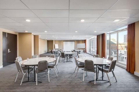 Adina Apartment Hotel Wollongong - ACT Tourism 29