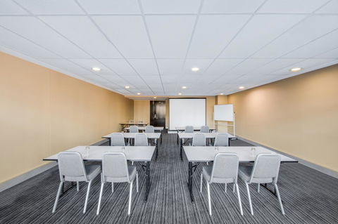Adina Apartment Hotel Wollongong - ACT Tourism 35